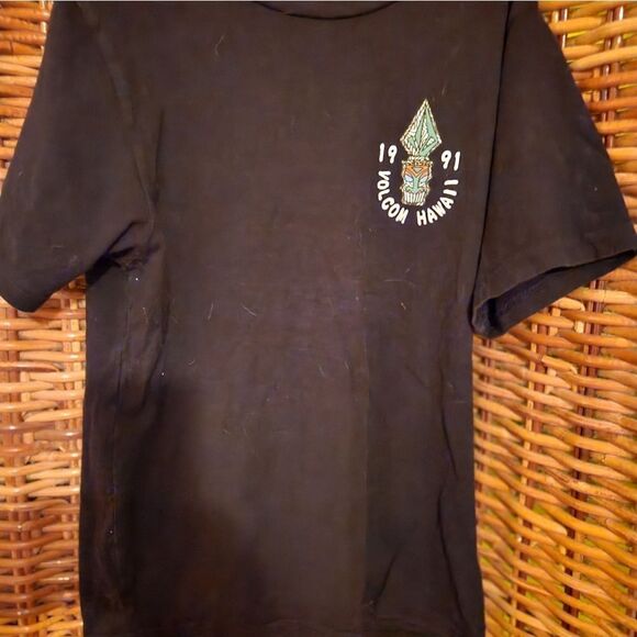 Volcom Hawaii Aloha Tiki shirt YS - Picture 3 of 5